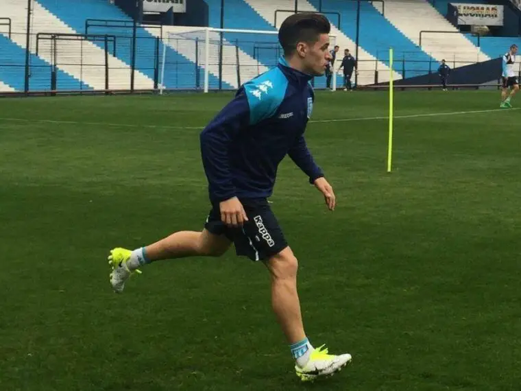 Nicolás Oroz, con el futuro lejos de Racing