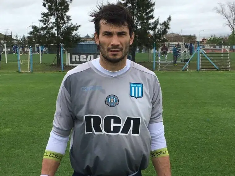 Javi García en Racing.