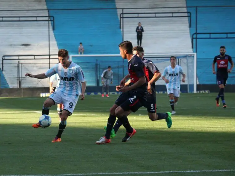 Racing cedió a otro juvenil a préstamo