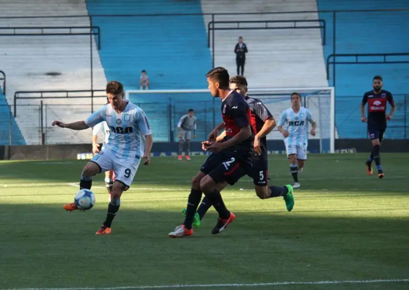 Racing cedió a otro juvenil a préstamo