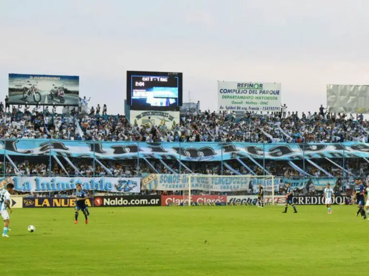 Racing quiere cortar una racha en Tucumán