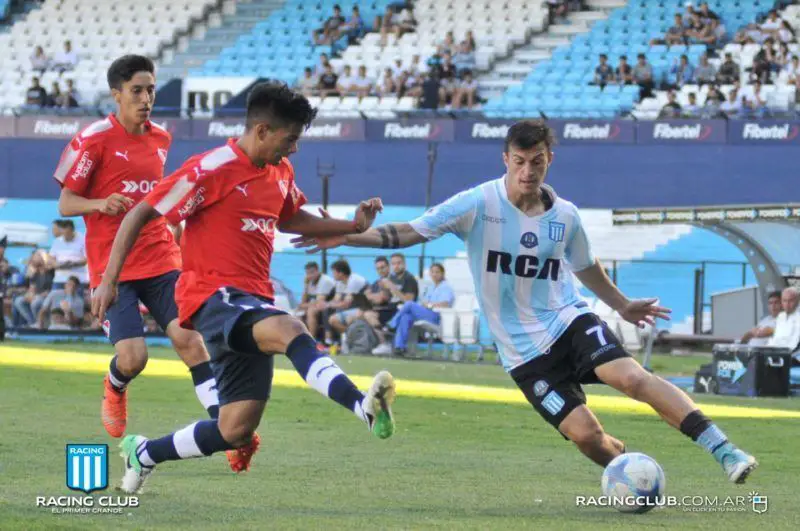 Lotti, titular en la Reserva de Racing.