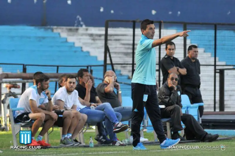 Chiche Arano debutó como técnico de la Quinta de Racing.