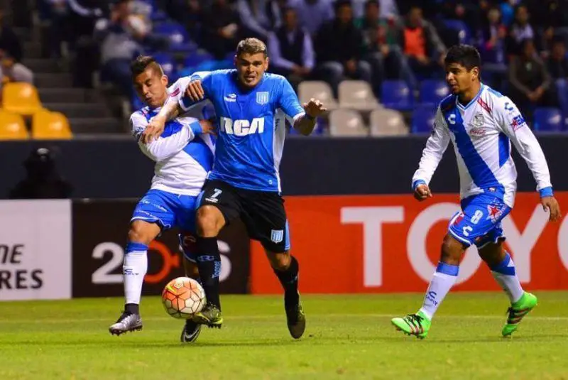 Gustavo Bou en Racing.