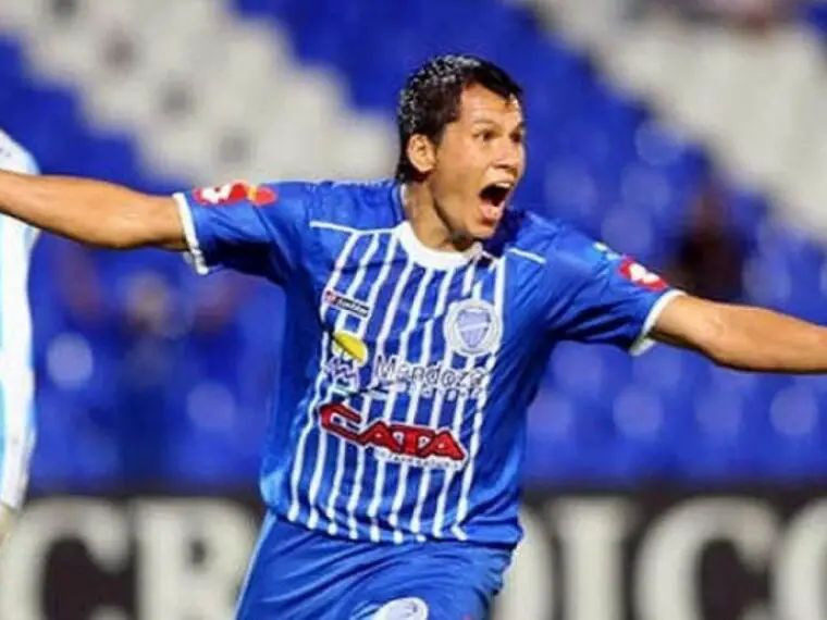 Leonardo Sigali, con la camiseta de Godoy Cruz. Hoy, en Racing.