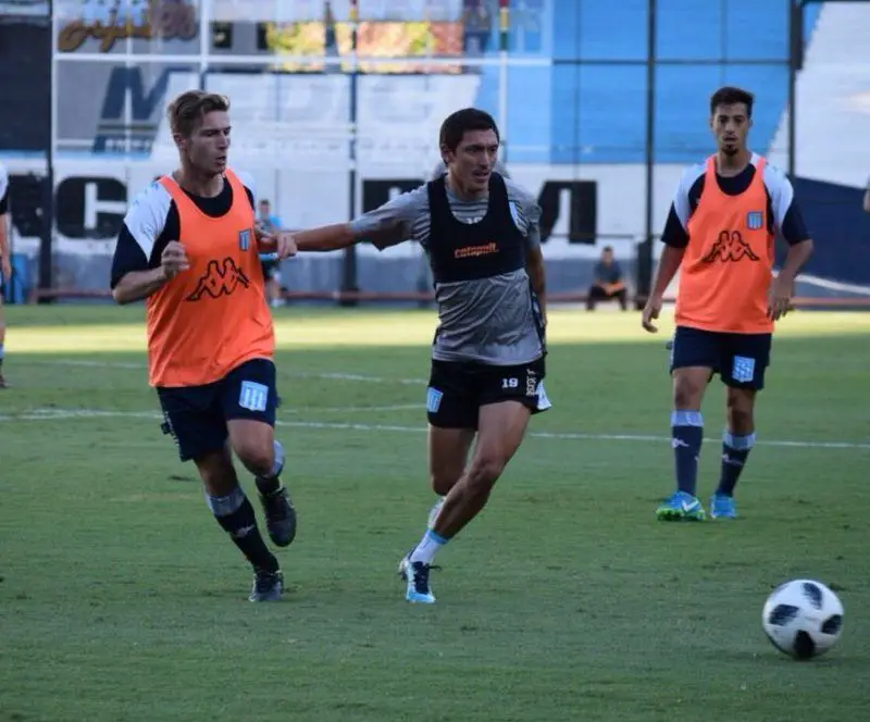 Neri Cardozo, de Racing, en la práctica de hoy en el Cilindro.