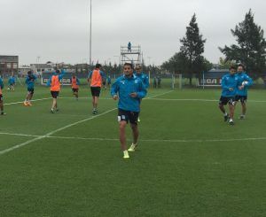 González se entrena en Racing.