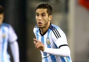 Ricky Alvarez con la de Argentina.