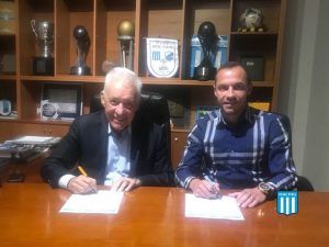 Blanco y Díaz, en la firma del vínculo con Racing.