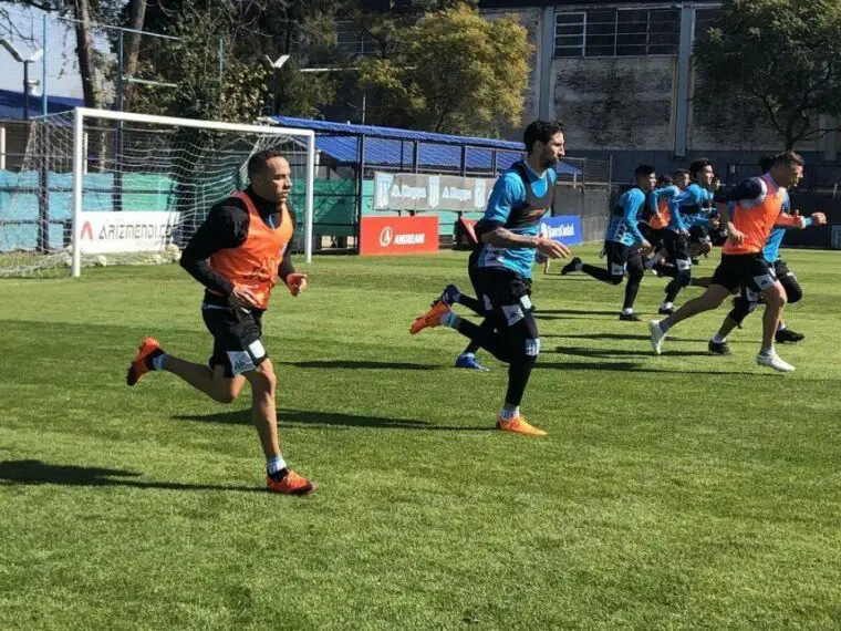 Donatti titular en Racing