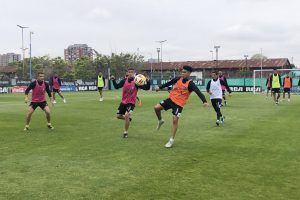 Entrenamiento de la Academia, con Mena diferenciado.