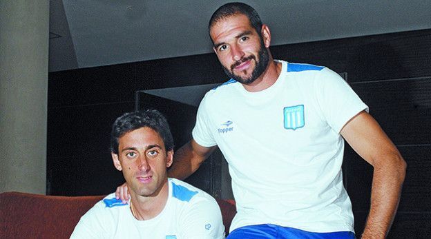 ¿Quién tiene más goles en Racing: Diego Milito o Licha López?