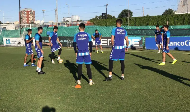 Racing analiza una propuesta que recibió por un jugador titular-