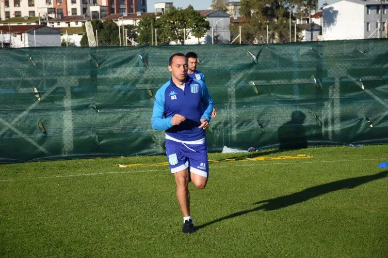 Racing prepara la revancha ante Tigre.