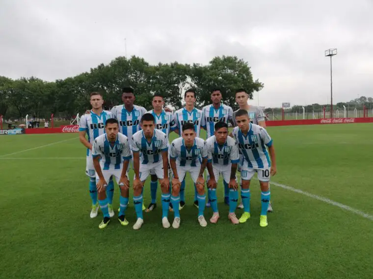 La Reserva de Racing comandada por el Lagarto.