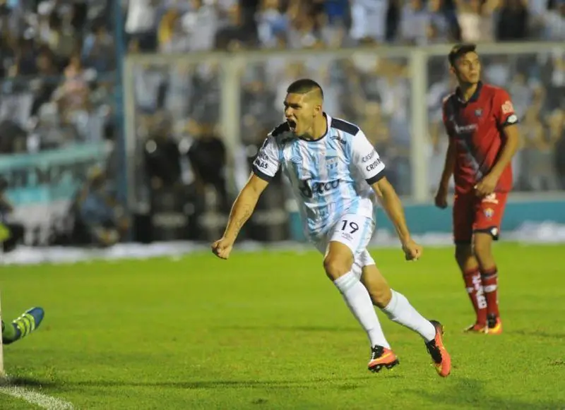 David Barbona espera novedades para convertirse en nueva incorporación de Racing.