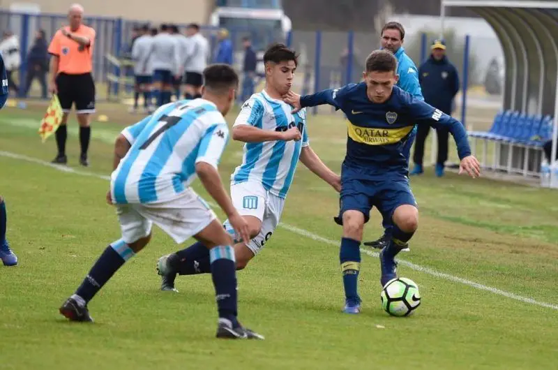 La Séptima y Octava, las dos categorías menores de Racing, perdieron 1-0 en el predio de Boca.