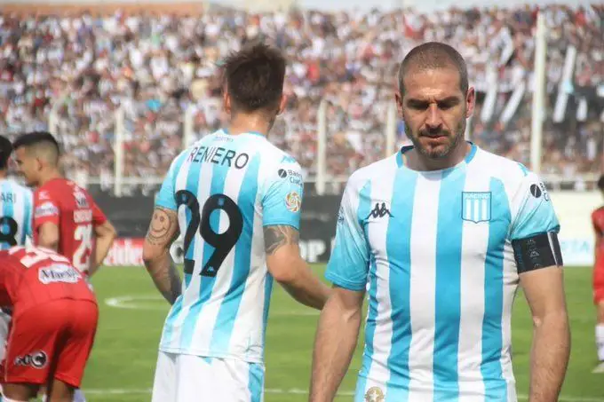 Racing en Santiago. 