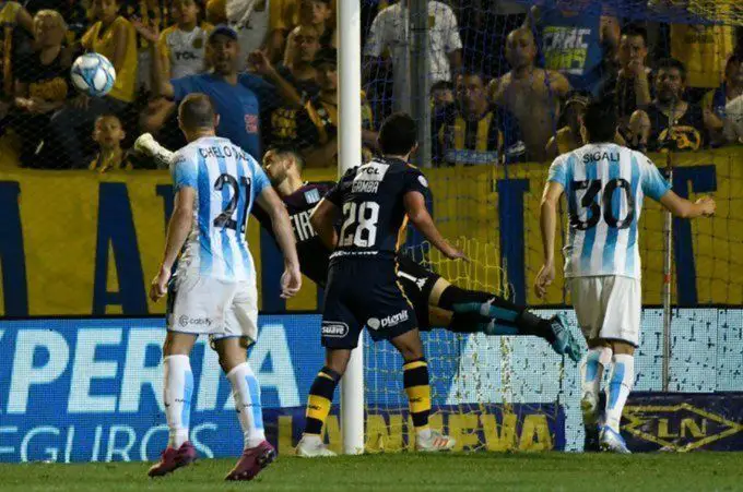 Racing Rosario Central Arias