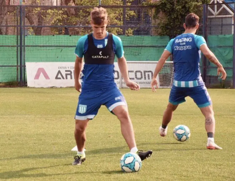 Los centrodelanteros de Racing en su Reserva