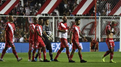 Argentinos tiene tres bajas claves para enfrentar a Racing