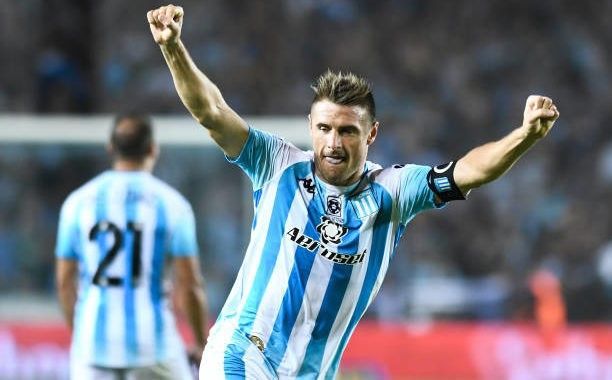 Pillud hace historia en Racing