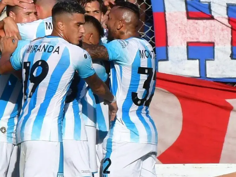 Racing líder en posesión