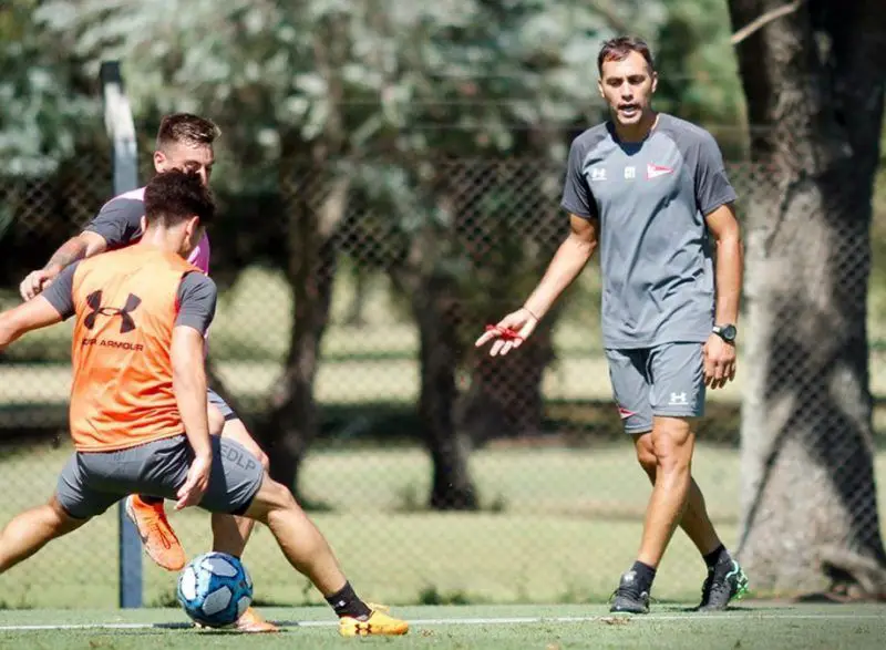 Racing Estudiantes analisis del rival