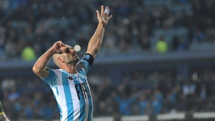 Francia contra Argentina hinchas de Racing