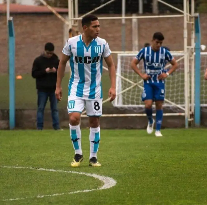 Matías Núñez, aguerrido volante de Racing