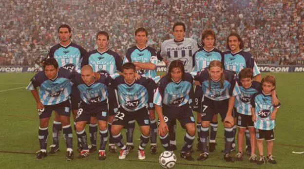 Gustavo Barros Schelotto y el Racing campeón 2001