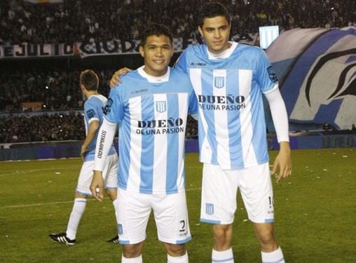 Teo Gutiérrez con Gio Moreno