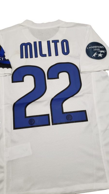 Milito Camiseta Champions