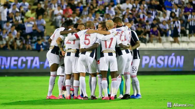 Alianza Lima rival de Racing