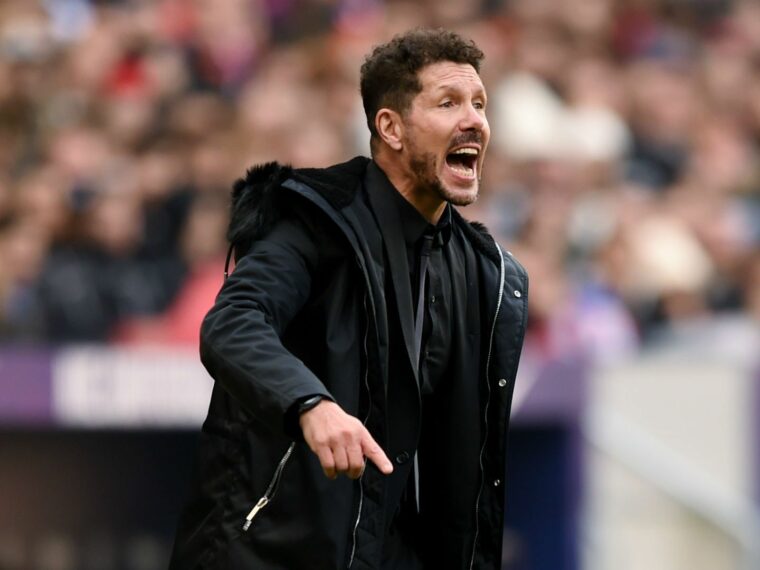 Simeone y Acuña en España