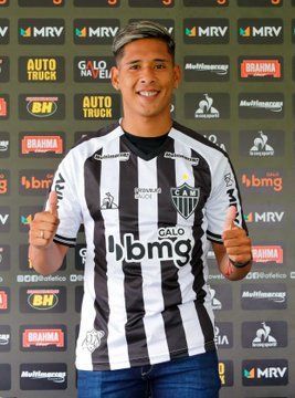 Zaracho, presentado en Mineiro.