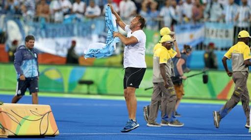 chapa retegui se postulo a tecnico en Racing