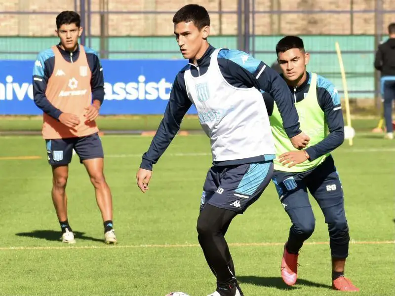 Racing, Julián López.