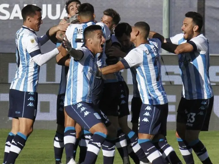 Racing repite varios jugadores de la semi anterior con Boca