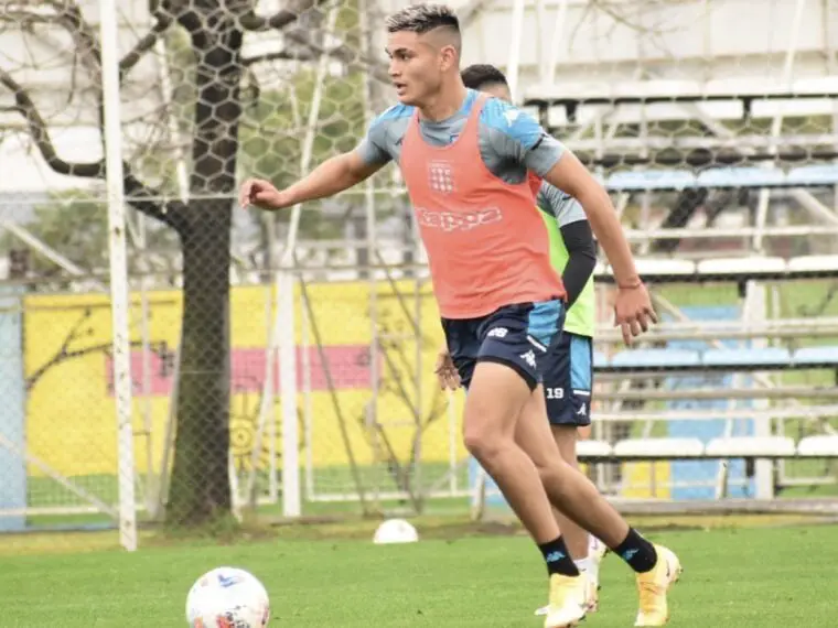 Carlos Alcaraz recuperó la confianza en Racing