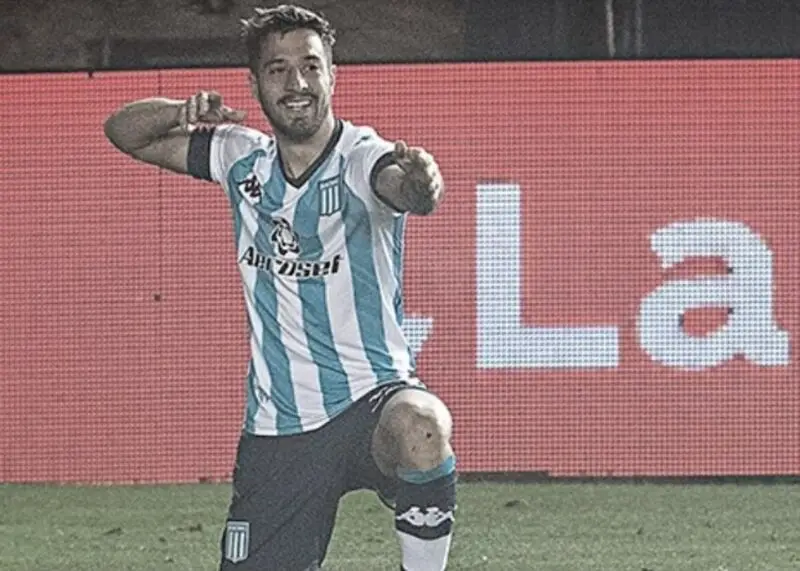 Fabricio Domínguez jugó poco en Racing.