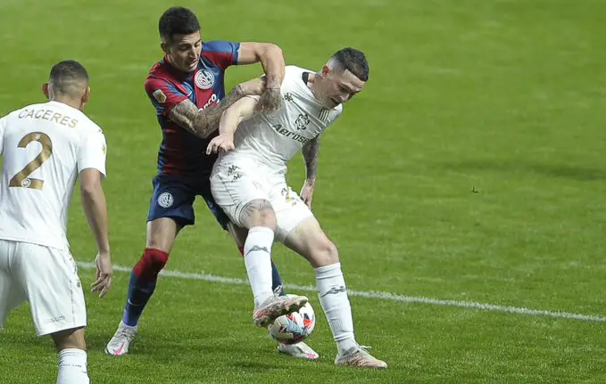 Racing - San Lorenzo en un día poco habitual