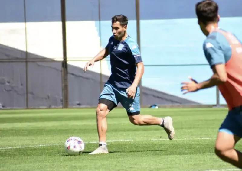 Matías Núñez todavía sin contrato en Racing