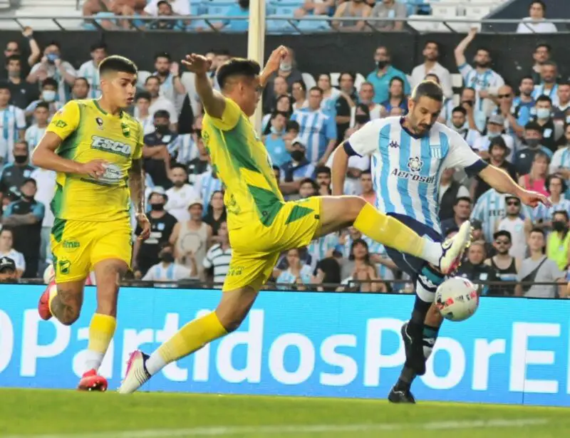 Racing Uno x Uno Defensa puntajes