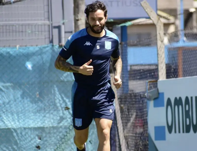 Mena acelera para volver en Racing