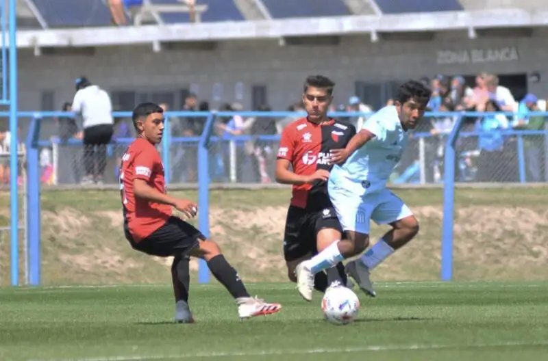 Racing, Machuca, rodilla