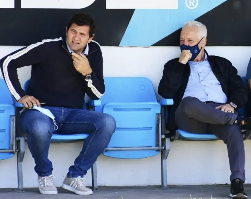 Racing tiene poco recambio en el banco