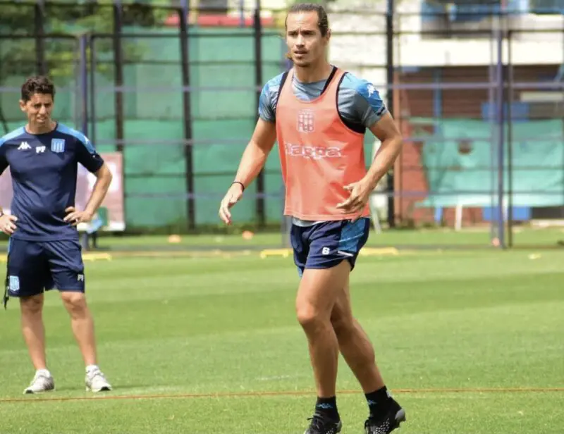 Orban, no tiene minutos en el Racing de Gago.