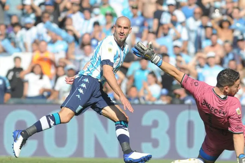 Racing se metió en Copa Sudamericana.