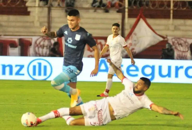 Alcaraz de pretemporada en Racing.